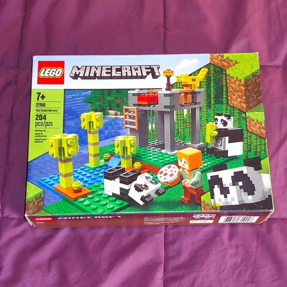 LEGO Minecraft:The Panda Nursery